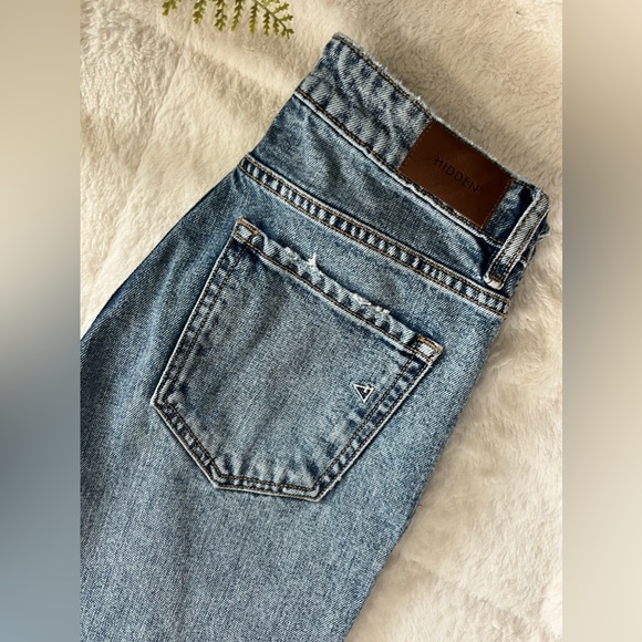 Hidden Straight Leg Distressed Jean - Picture 2 of 9